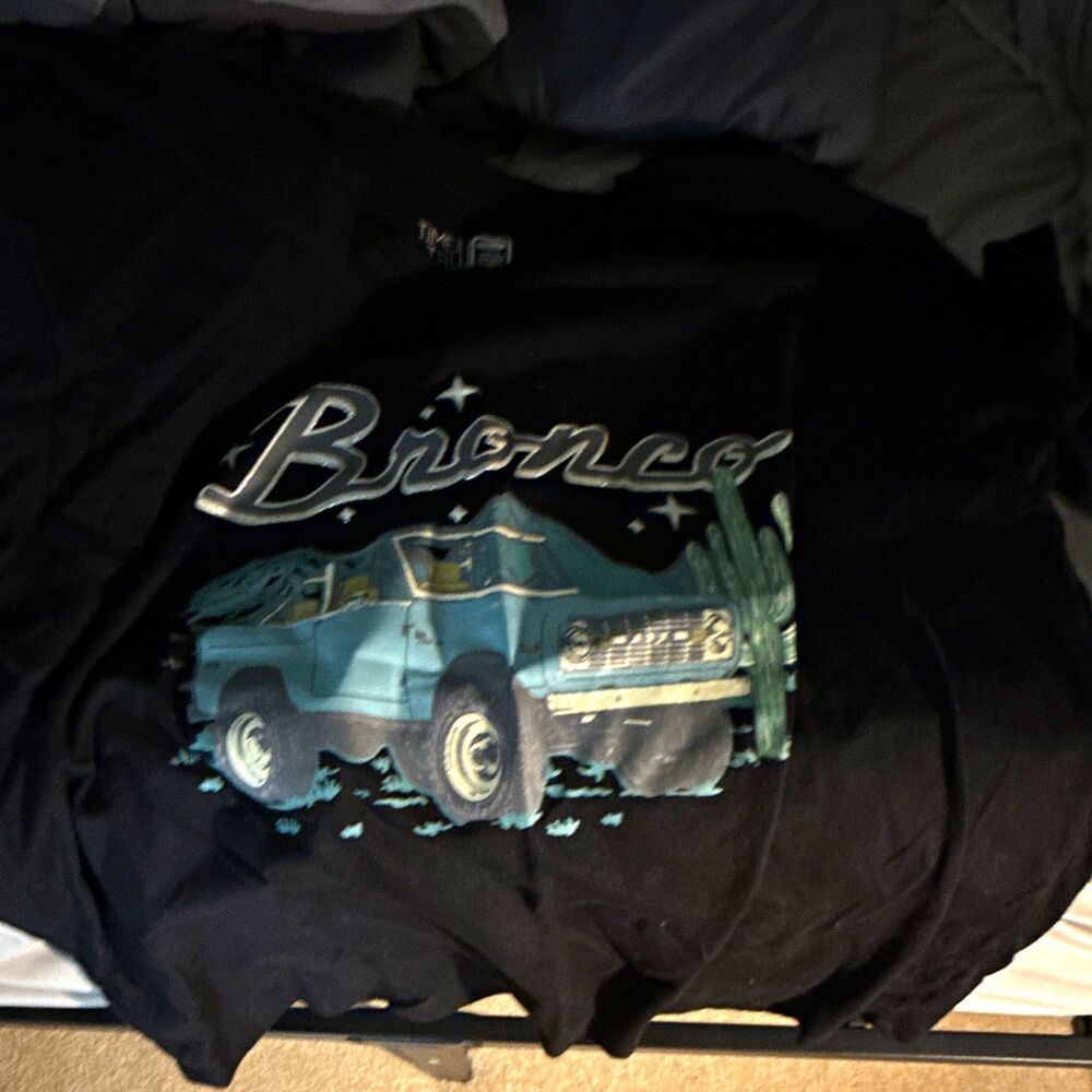Time And Tru Ford Bronco Graphic Print Women's T-Shirt Black XL